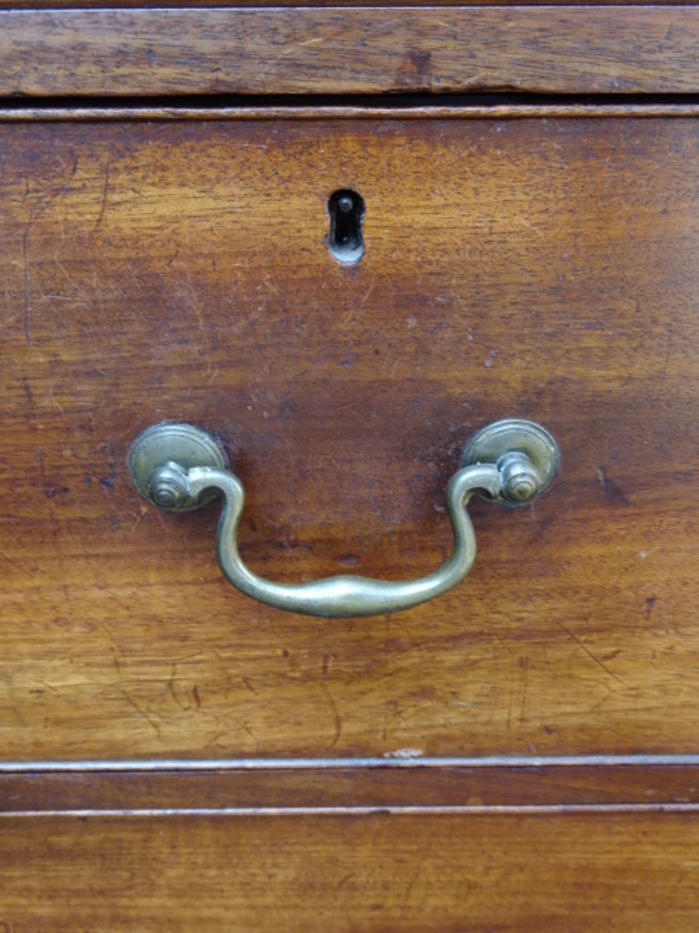 Mahogany linen press/cupboard with brass handles (needs some restoration, beading missing around - Image 3 of 13