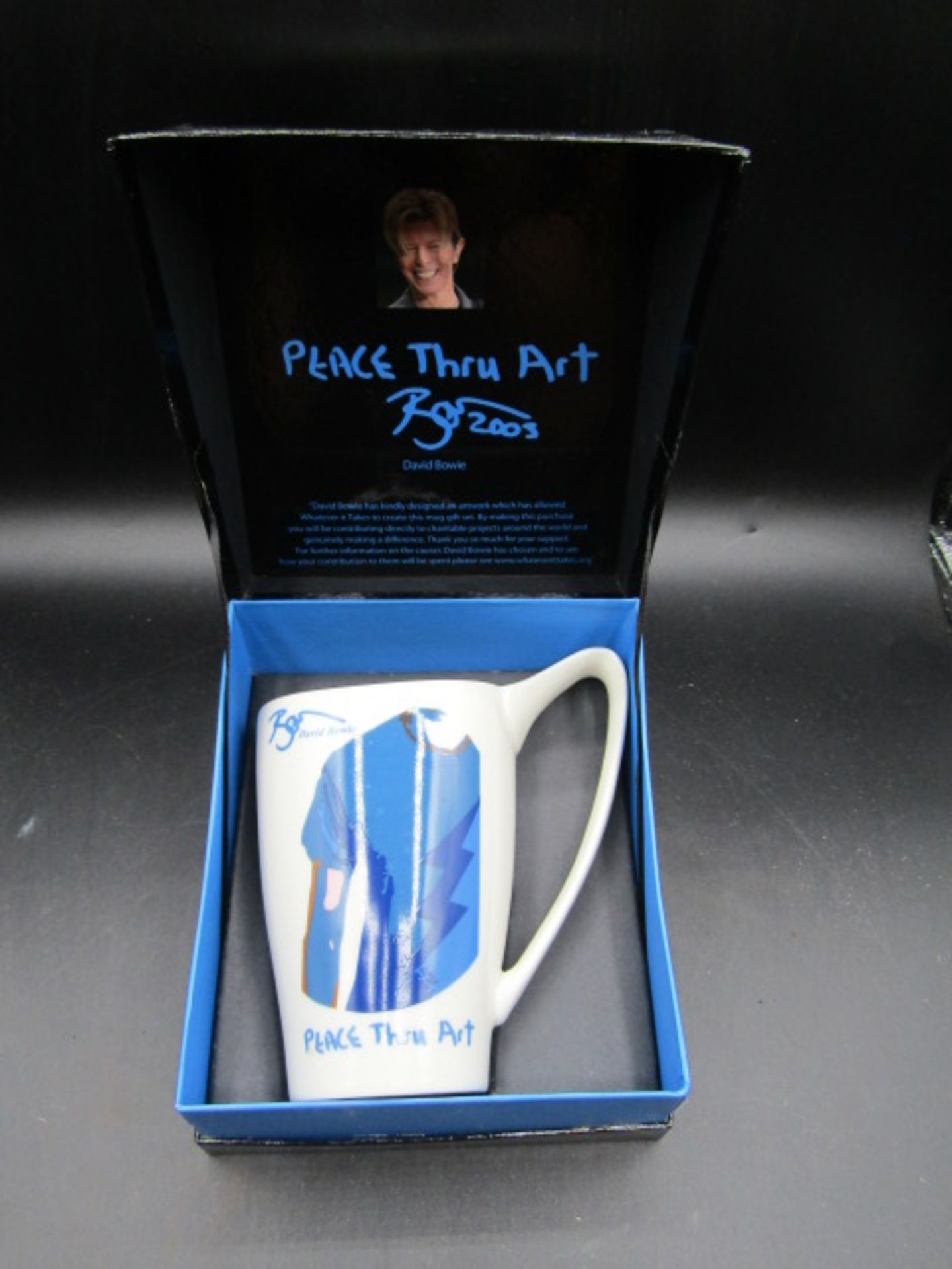 David Bowie 'Peace through Art' ltd edition mug in box