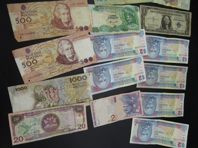 Foreign bank notes - Bild 3 aus 3