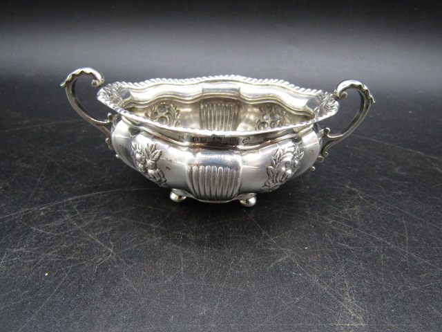 silver salt cellar Henry Matthews Birmingham 1898 40g10cm wide