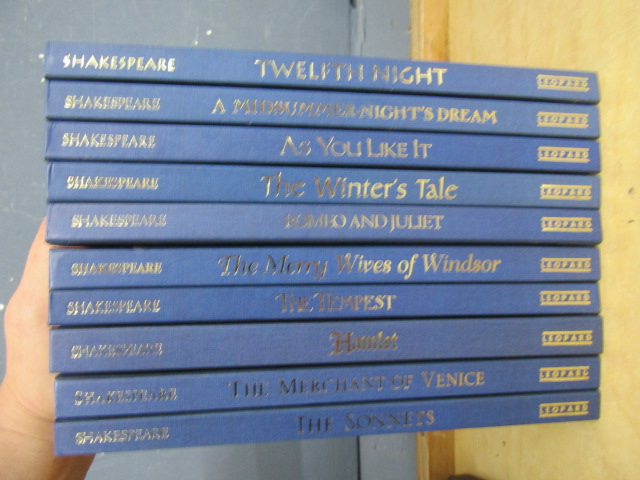 10 volumes Shakespeare novels