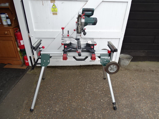 Metabo KGS 254 M mitre saw with Metabo KSU 251 folding mitre saw stand with wheels, all in good - Image 2 of 6