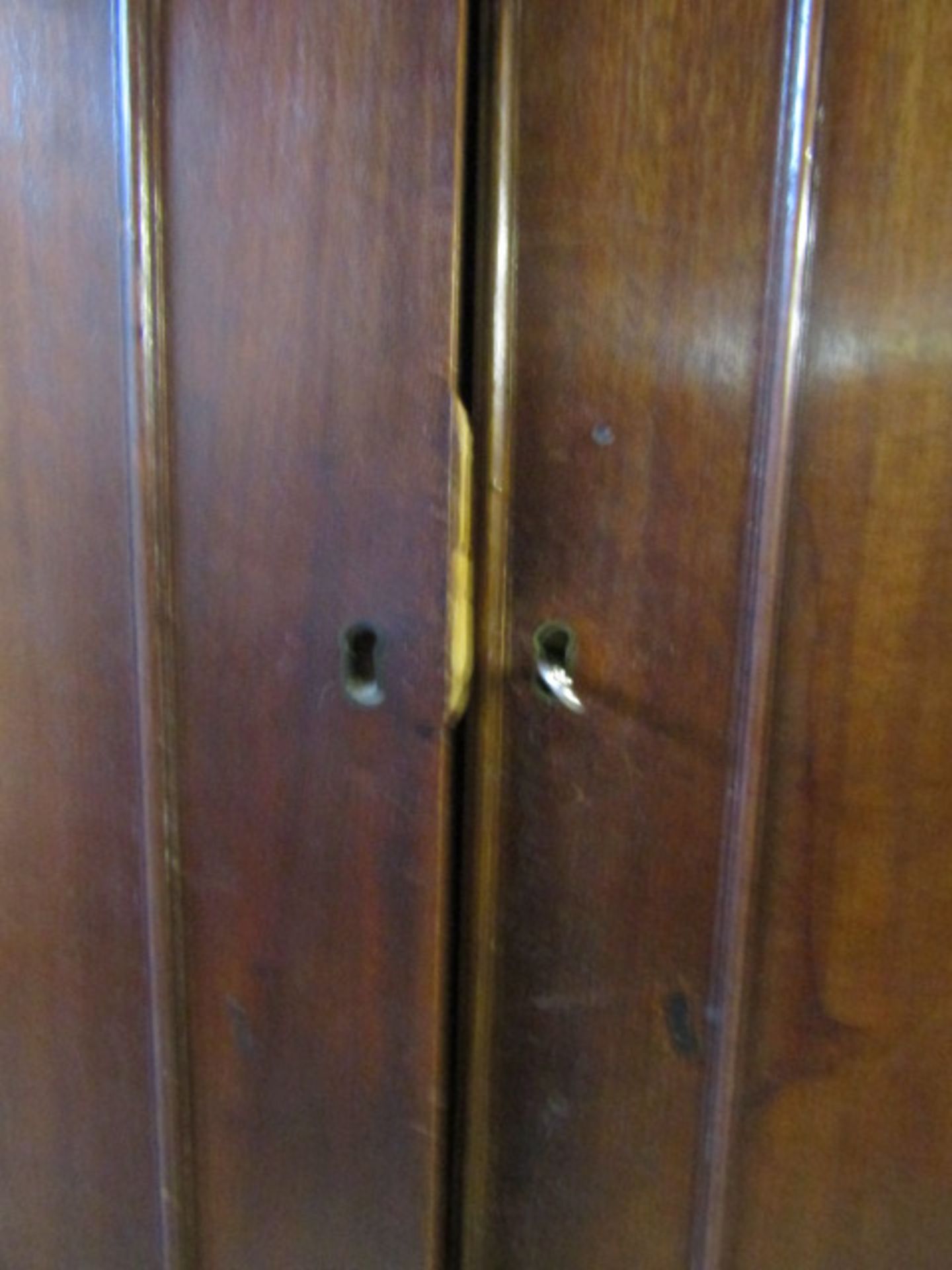 Mahogany linen press/cupboard with brass handles (needs some restoration, beading missing around - Image 9 of 13