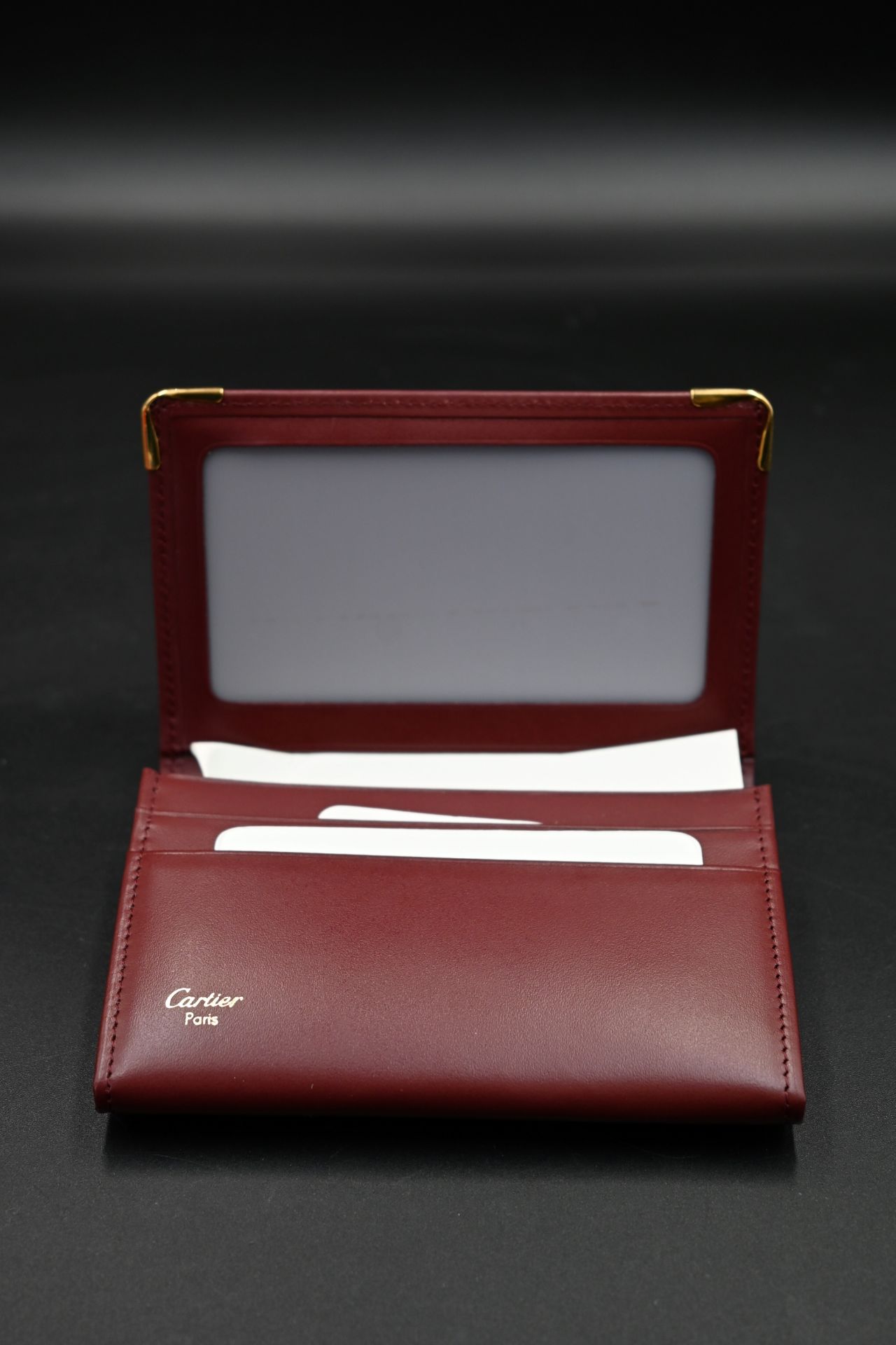 Cartier calf skin leather credit card wallet embossed with makers logo to centre,and with gold - Image 5 of 7