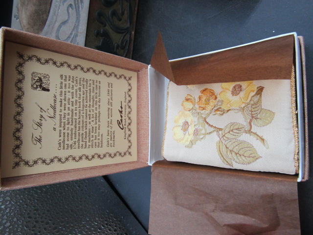 Antique sewing boxes inc Victorian fold out box - Bild 5 aus 17