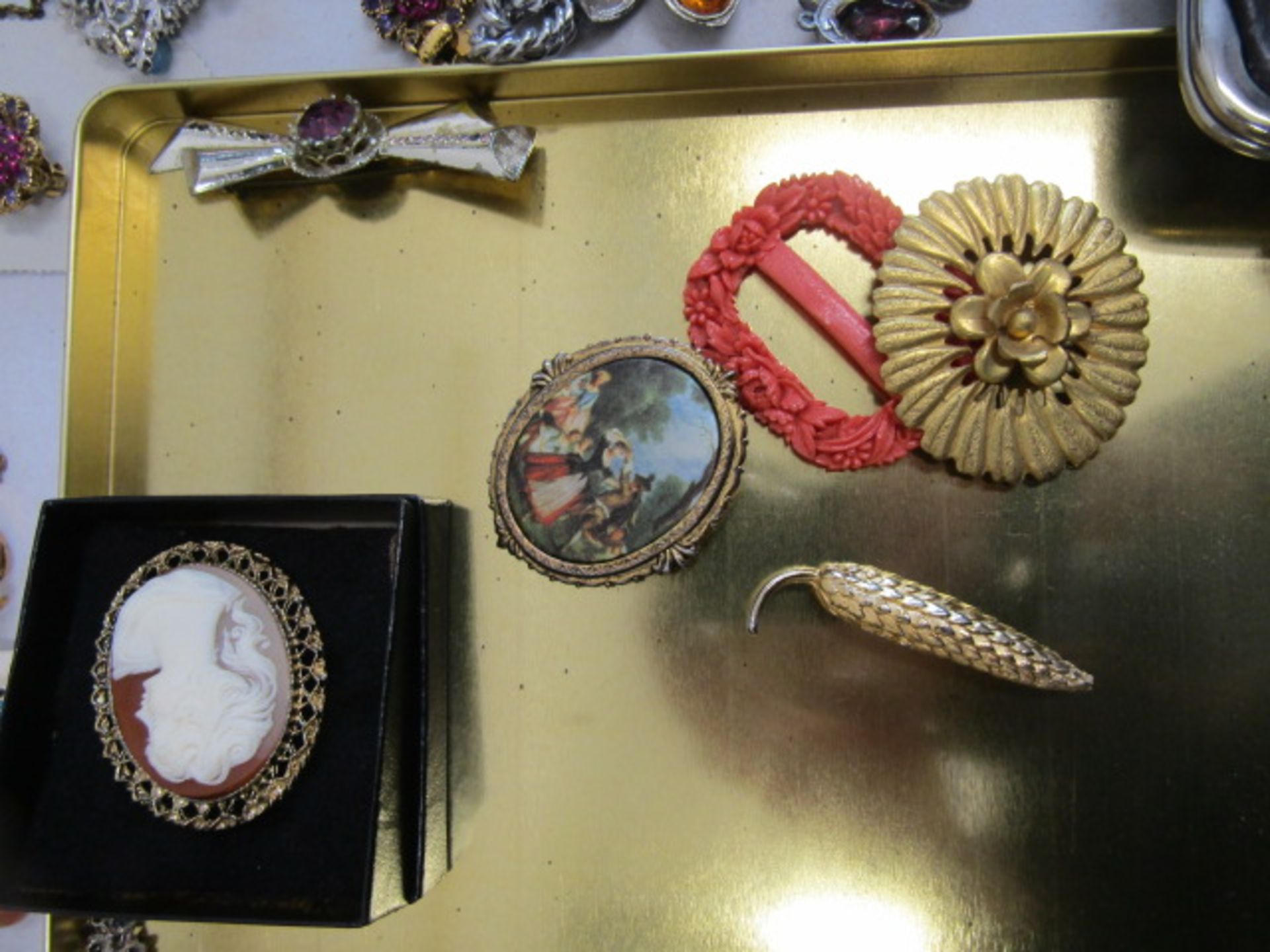 Costume jewellery inc Australian Opal earrings, quartz pendants etc etc - Image 5 of 26