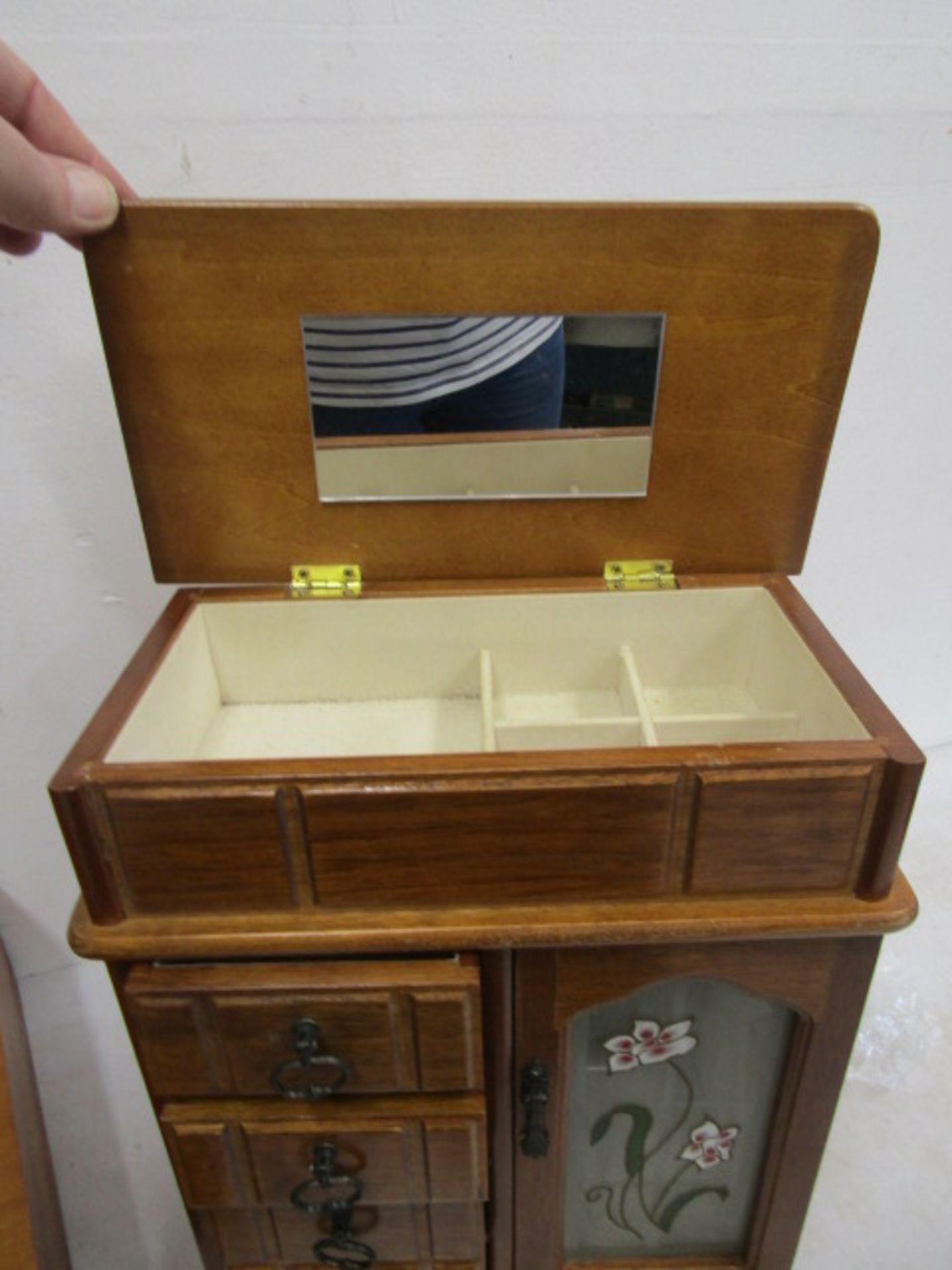 A jewellery box, display case and jewellery display stand - Image 3 of 6