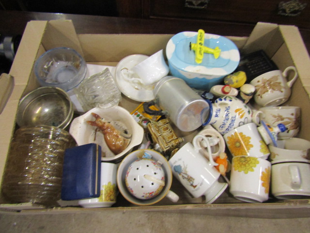 A stillage of china, glass and sundries stillage not included- all items must be removed. - Image 11 of 18