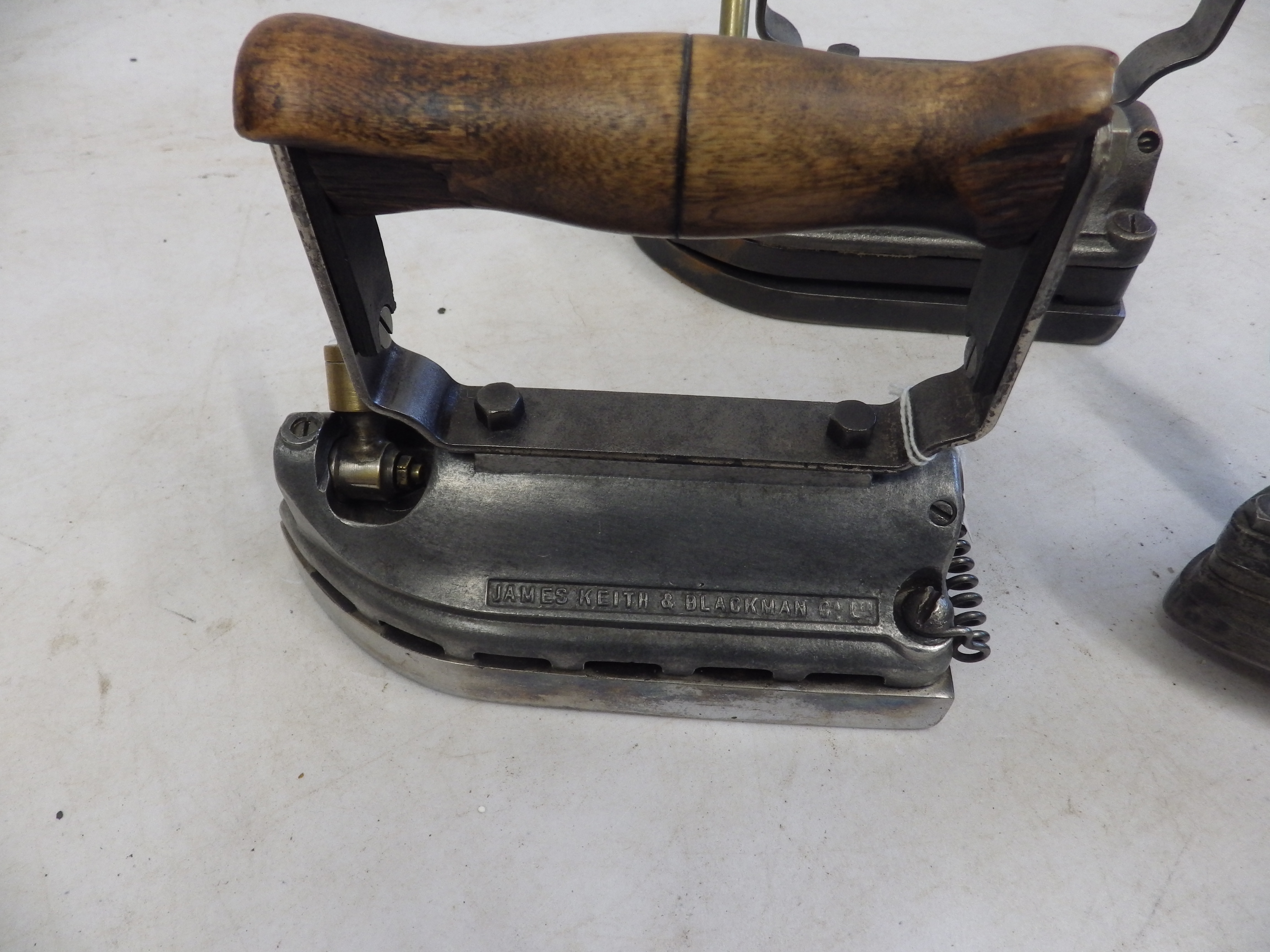 2 James Keith & Blackman gas irons to incl KB Laundry Iron patent 25829/12 plus a J Keith & Blackman - Image 3 of 5