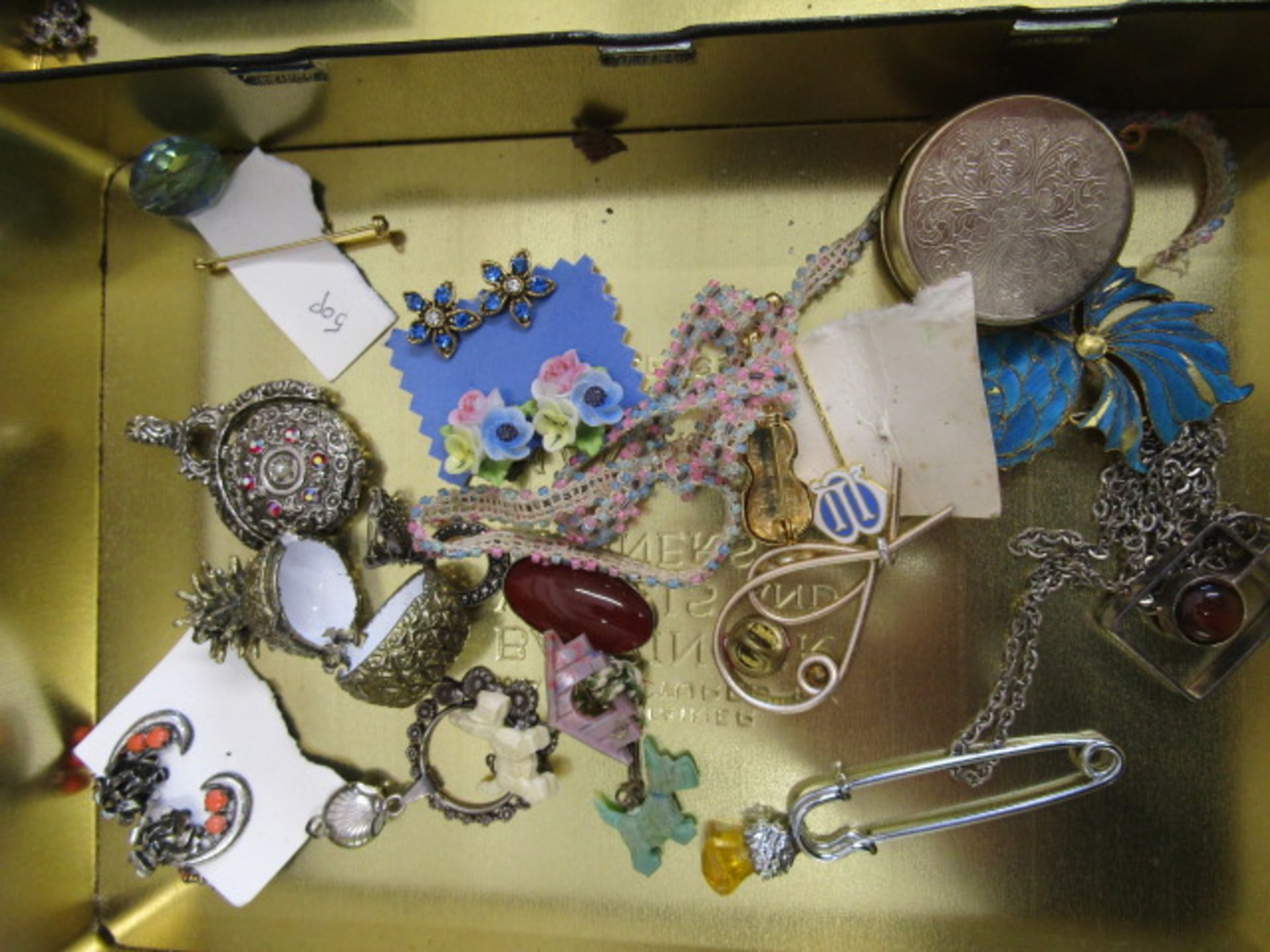 Costume jewellery inc Australian Opal earrings, quartz pendants etc etc - Image 6 of 26