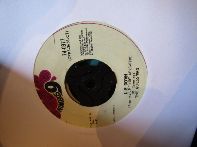 A collection of single 45's to inc Ska, Rock etc  many not in original sleeves - Image 18 of 48