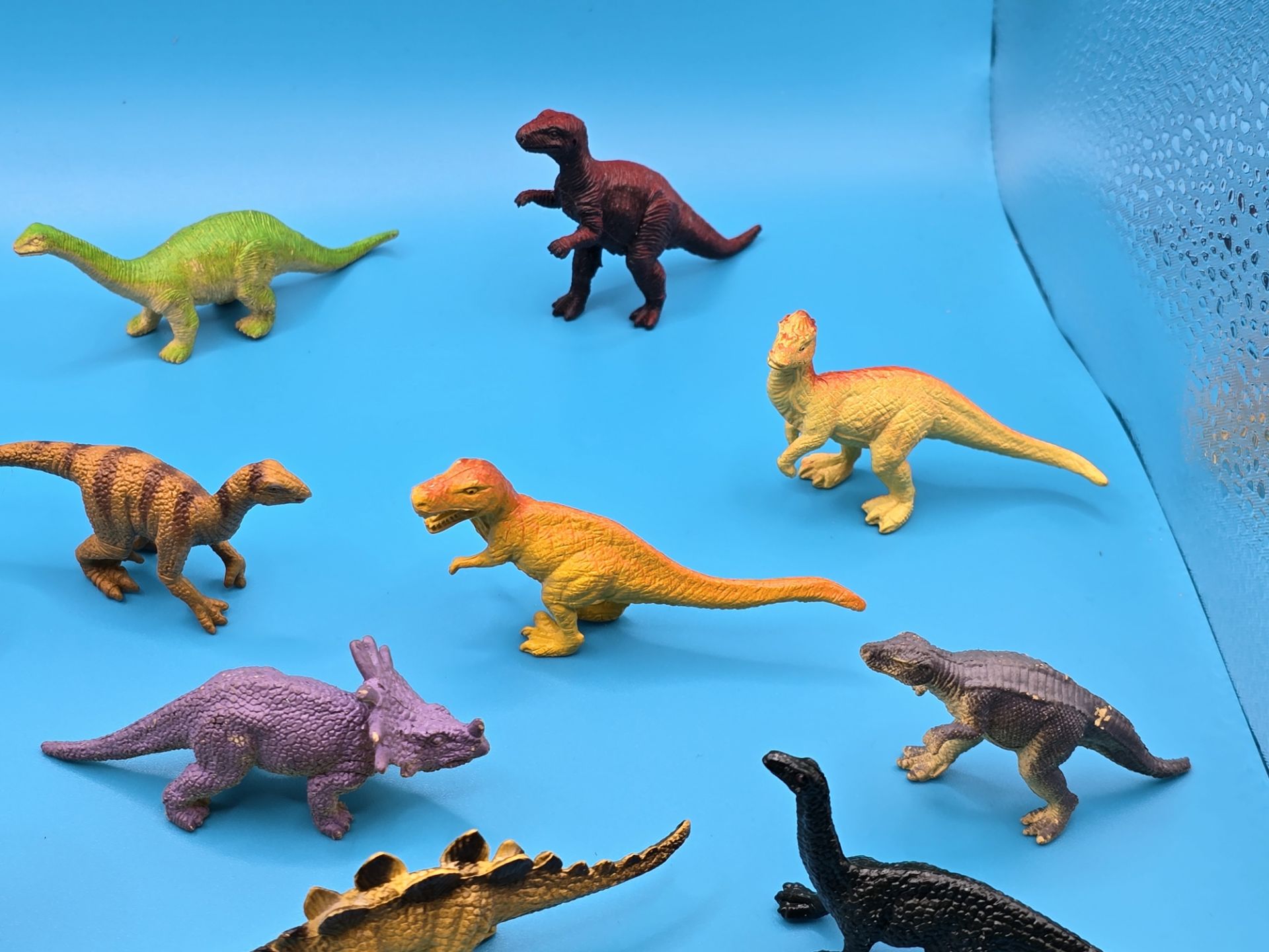 Large Collection of plastic toy Dinosaurs (48) longest is approx 20cm Collection of 48 dinosaurs, - Image 3 of 8