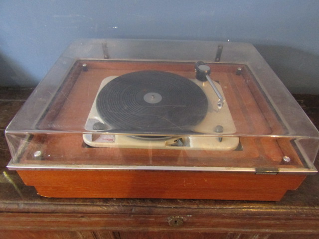 Thorens record player (no plug) - Image 4 of 5