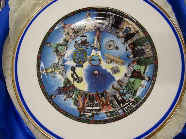 11 Wedgwood plates - Image 4 of 7