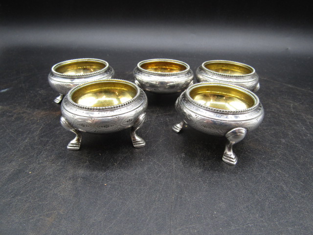 5 silver plated salt cellars with gilt lining - Image 2 of 3