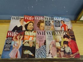 10 1954 House Wife magazines