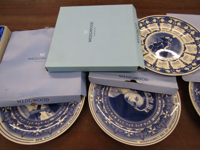 11 Wedgwood plates - Image 2 of 7