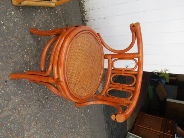 Bamboo table and 2 chairs - Image 2 of 3