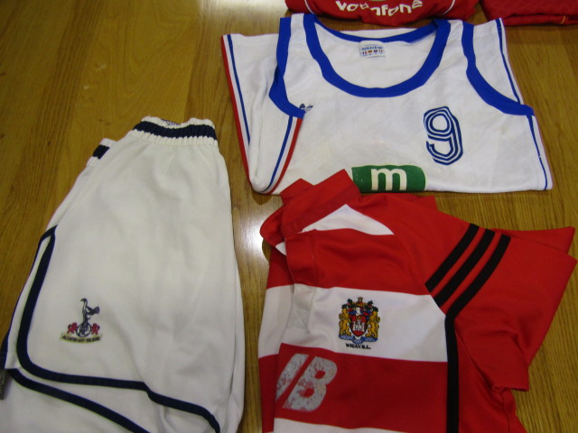 Football shirts - Image 7 of 11