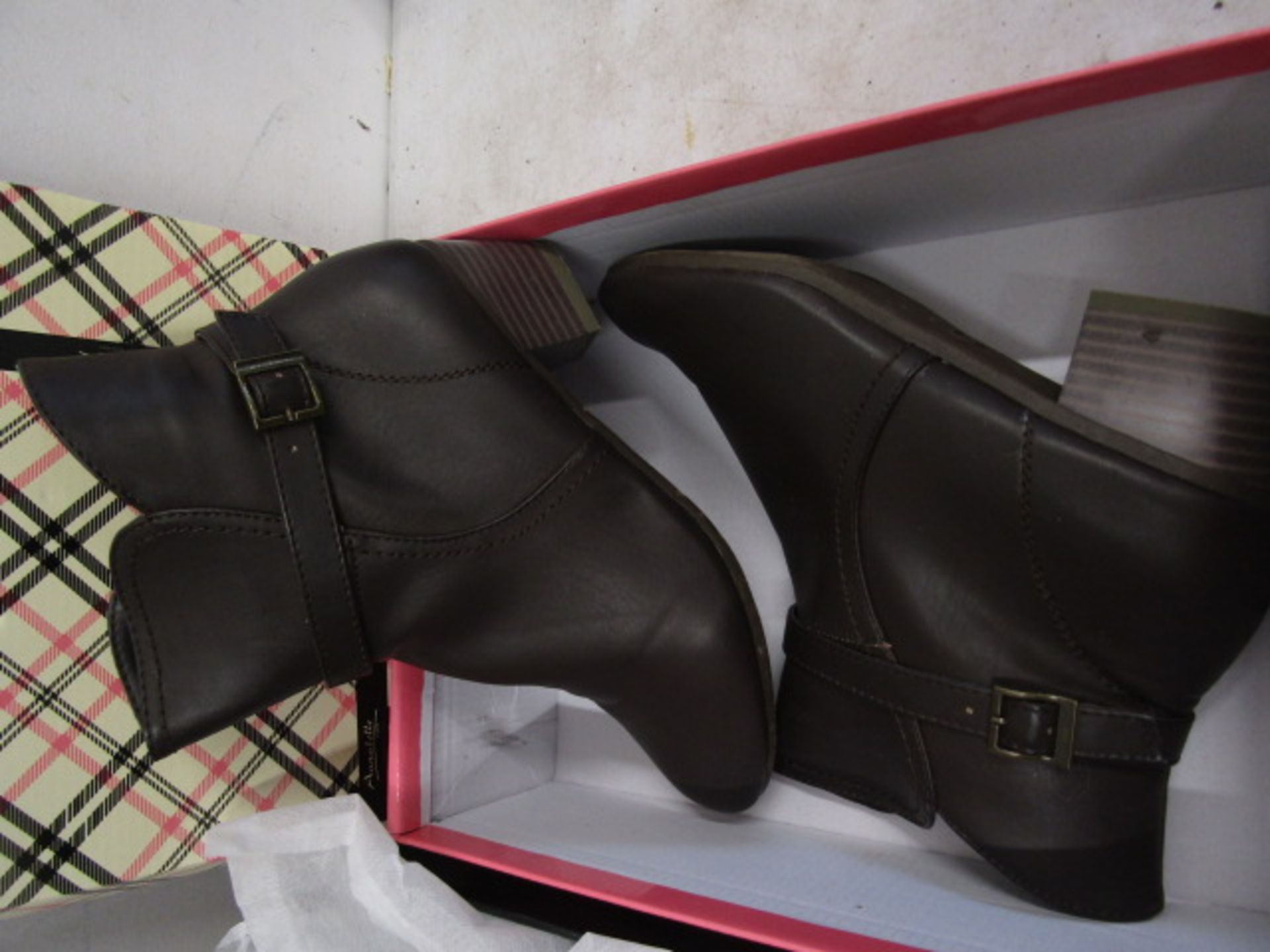 2 pairs ladies boots size 5 - Image 2 of 4