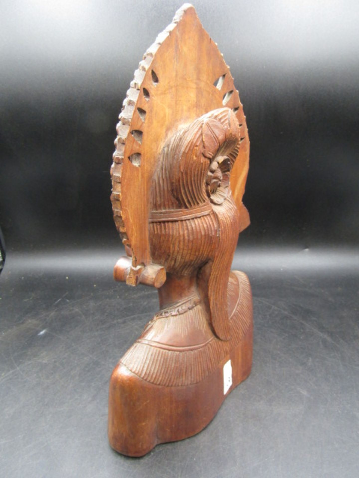 Indonesian goddess bust with headdress carving 30cmH - Image 2 of 2
