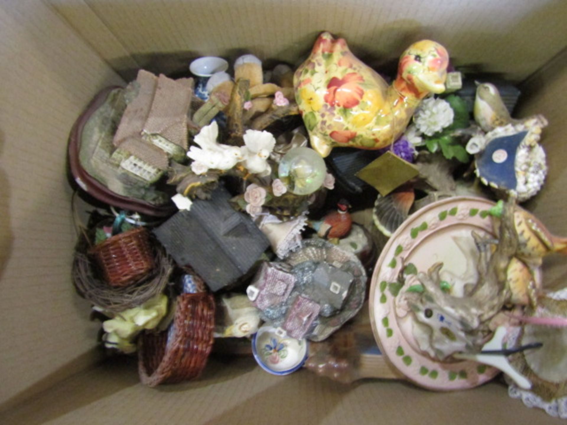 A stillage of china, glass and sundry items Stillage not included and all items must be removed - Image 12 of 15