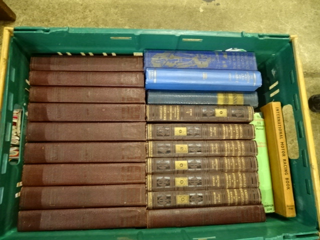 3 Boxes of mixed books to include vintage Puffin etc - Image 4 of 4