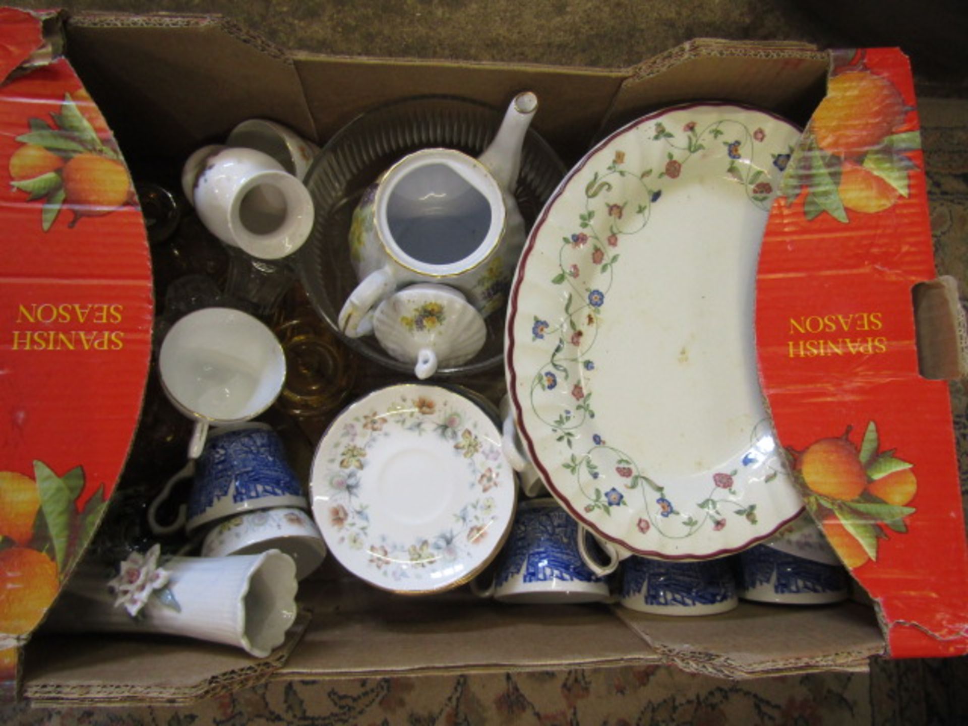 A stillage of china, glass and sundry items Stillage not included and all items must be removed - Image 11 of 15