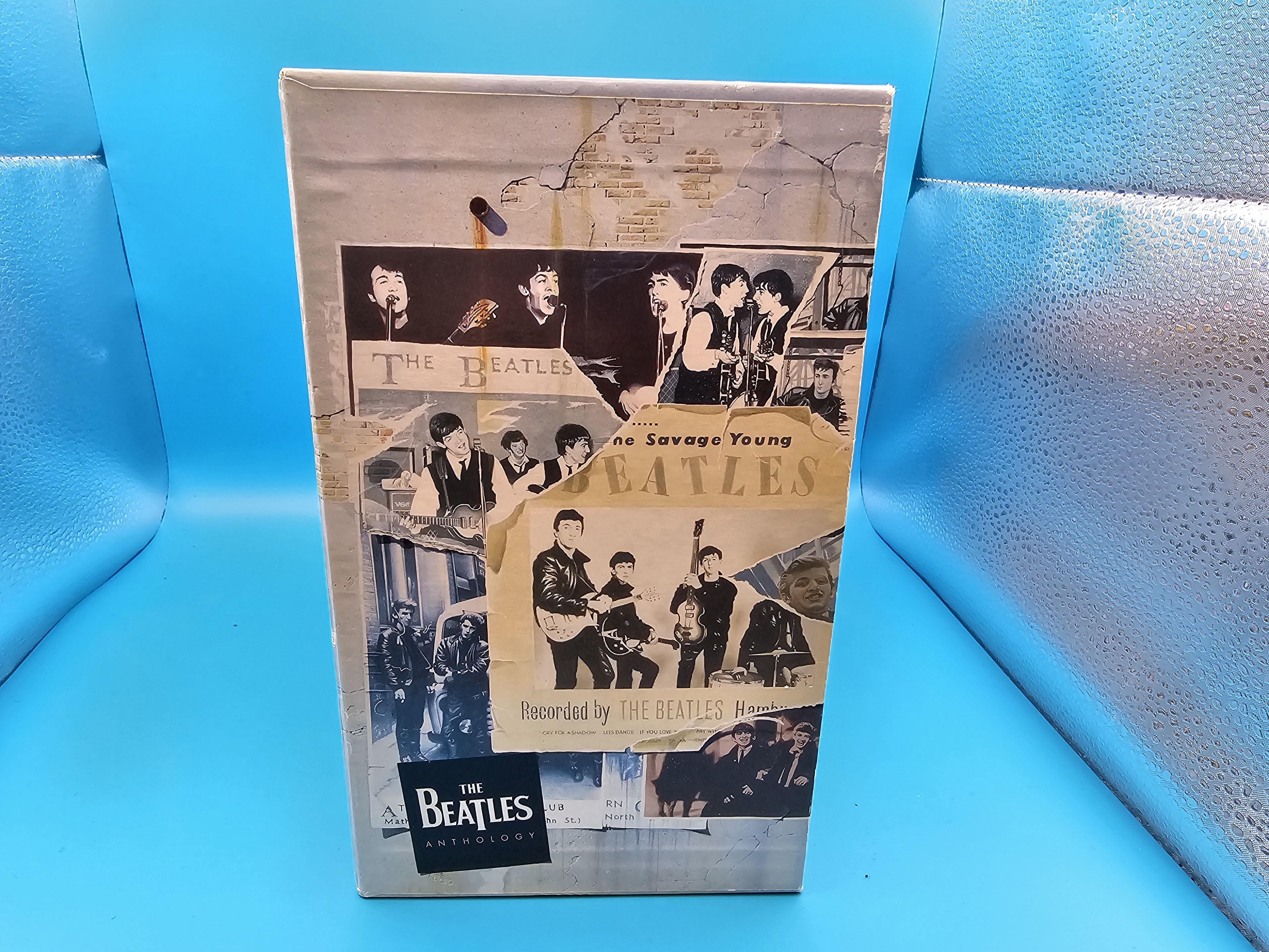 The Beatles Anthology 8 Video Box Set in mint condition - Image 4 of 7