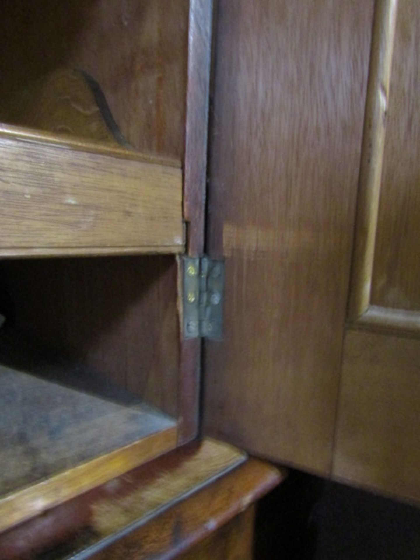 Mahogany linen press/cupboard with ornate brass handles 122cmW 208cmH 50cmD no key - Image 13 of 15