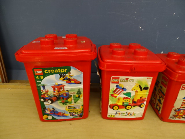 4 Tubs of Lego - Image 4 of 10