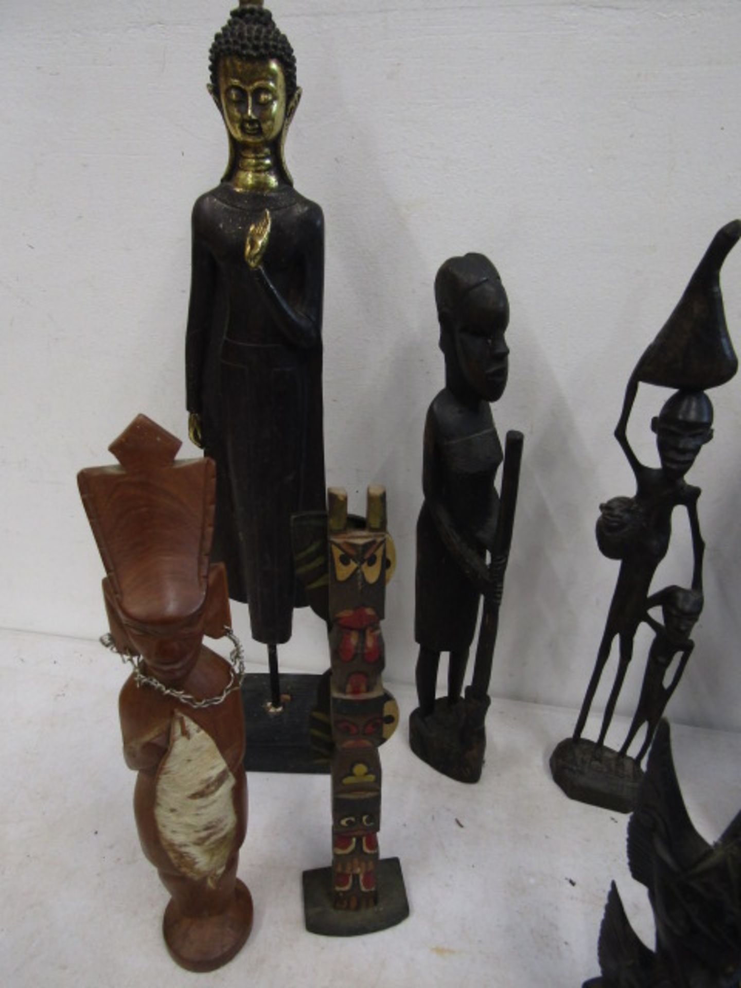 Various tribal treen figures/masks etc - Image 4 of 5