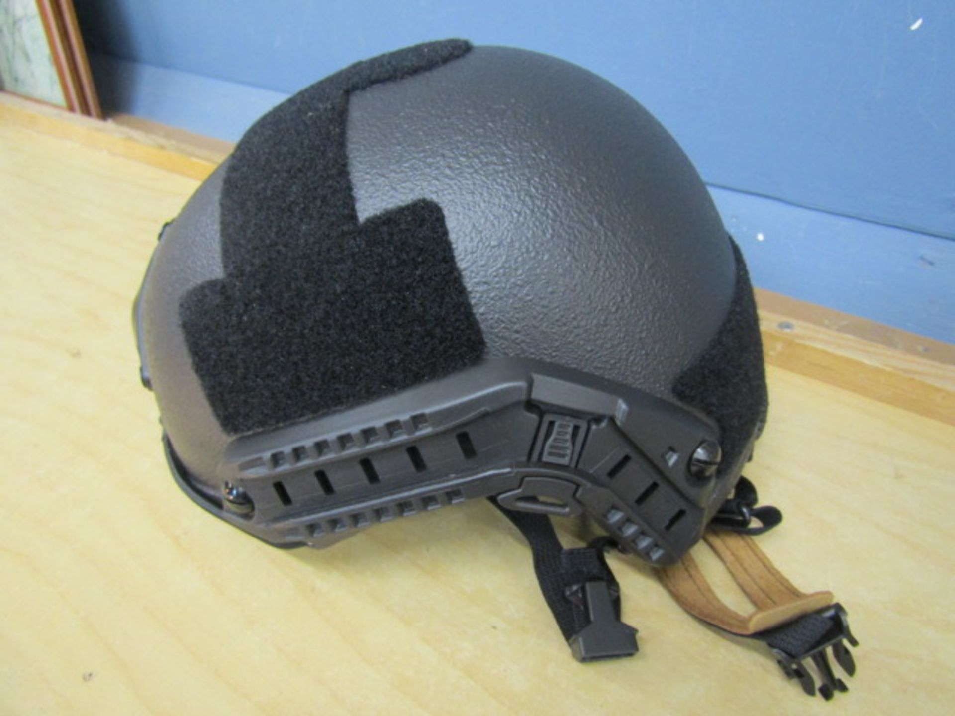 Kevlar (Aramid) ballistic FAST helmet with copy of test report- large size, unused