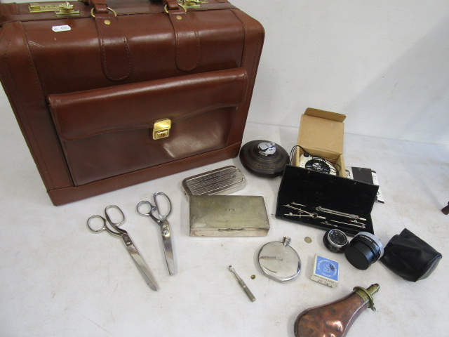 Collectors lot- copper powder flask, camera lens, cigatette box, razor etc all in a pilots bag