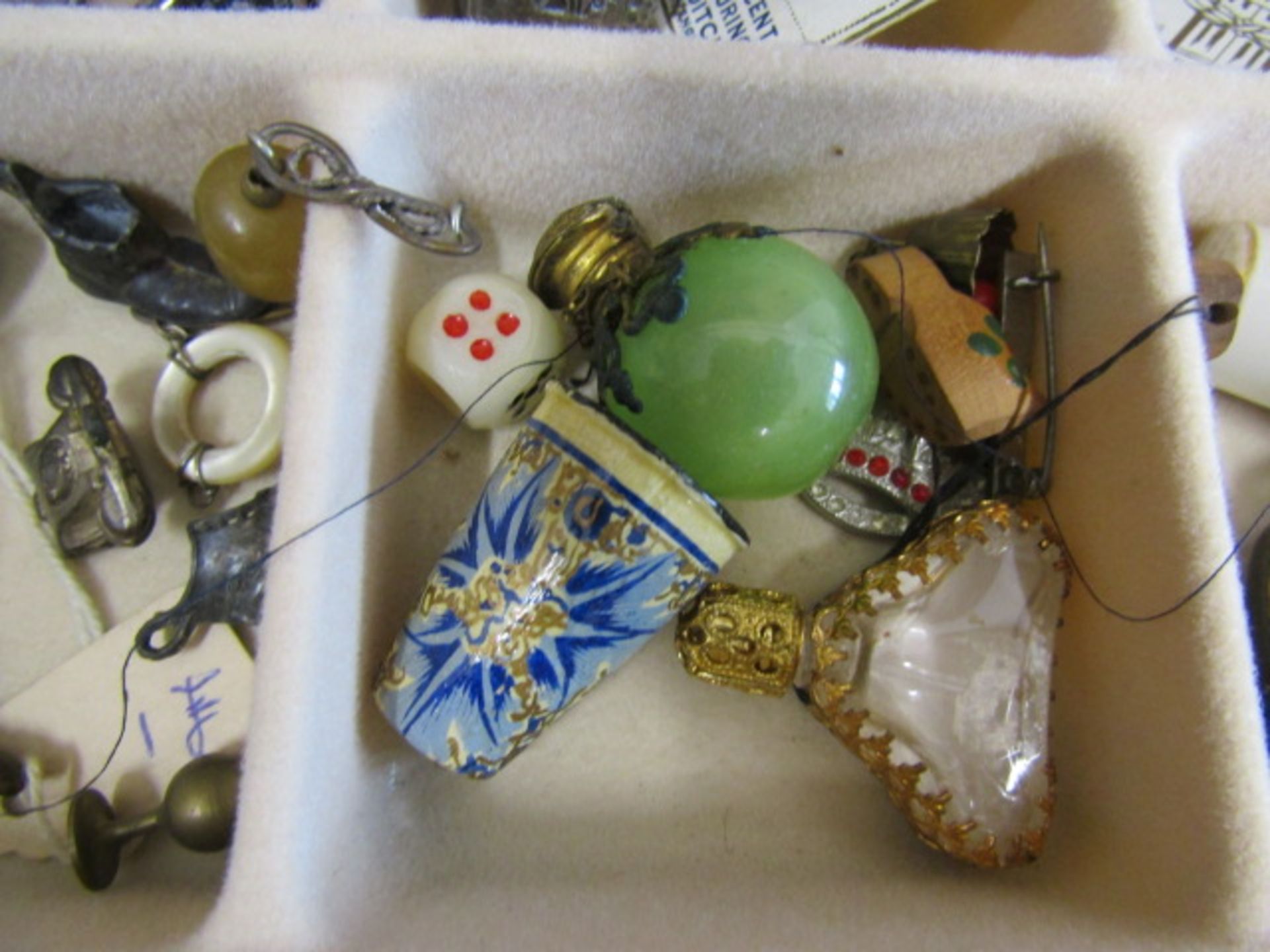 vintage sewing boxes with contents inc hatpins and small jade? dog - Image 4 of 19