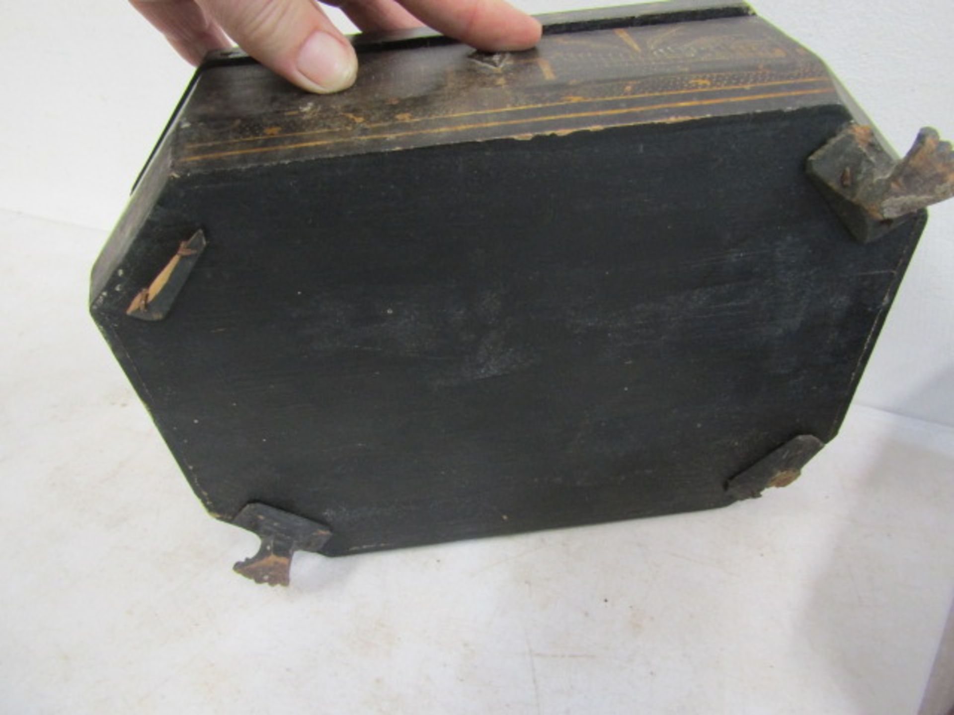 2 antique sewing boxes one with contents - Image 5 of 10