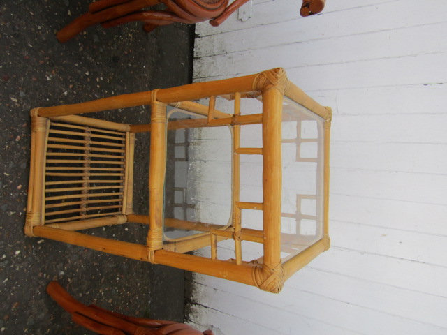 Bamboo table and 2 chairs - Image 3 of 3