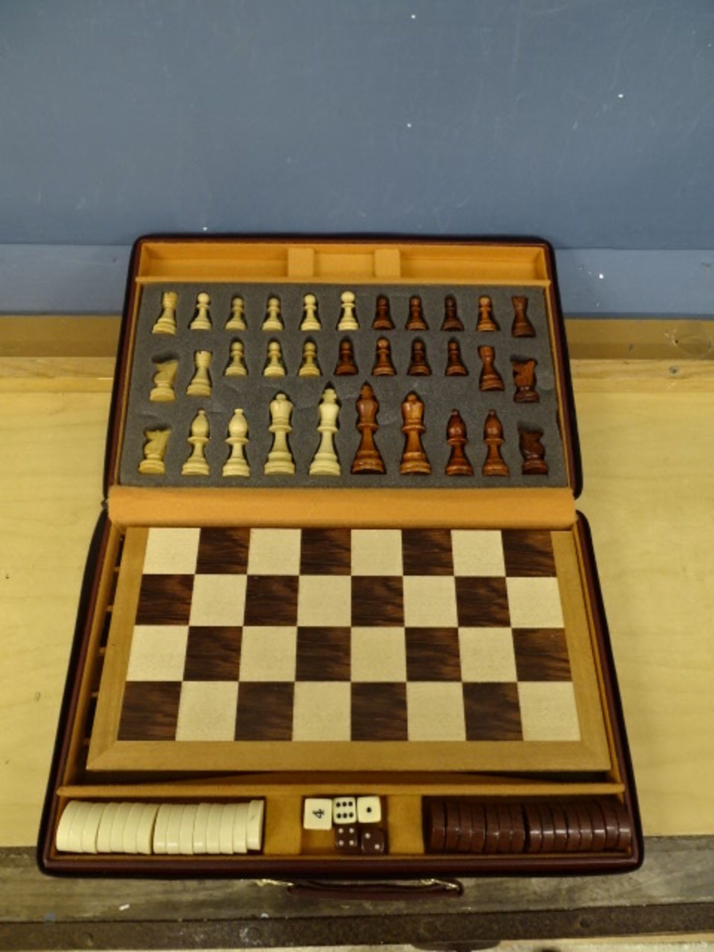 Chess/Backgammon set in case