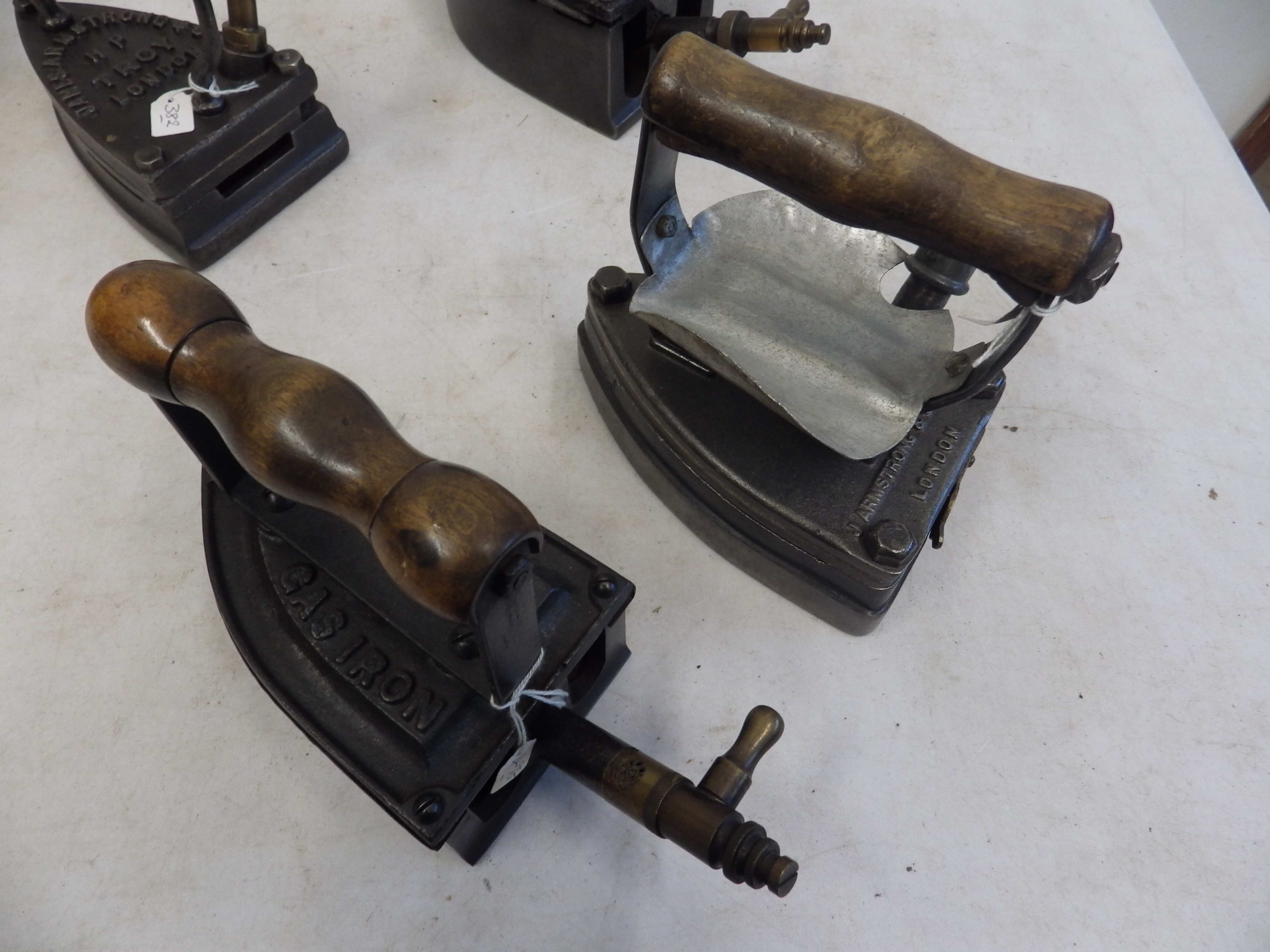 2 Siddons gas irons together with 2 James Armstrong & Co London gas irons to incl No.8 iron and - Image 4 of 4