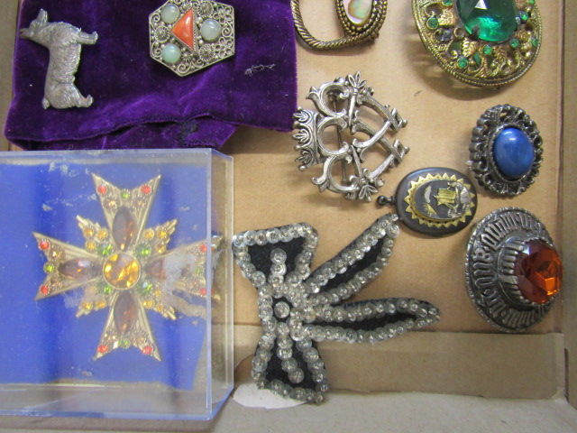 Collection brooches - Image 8 of 9