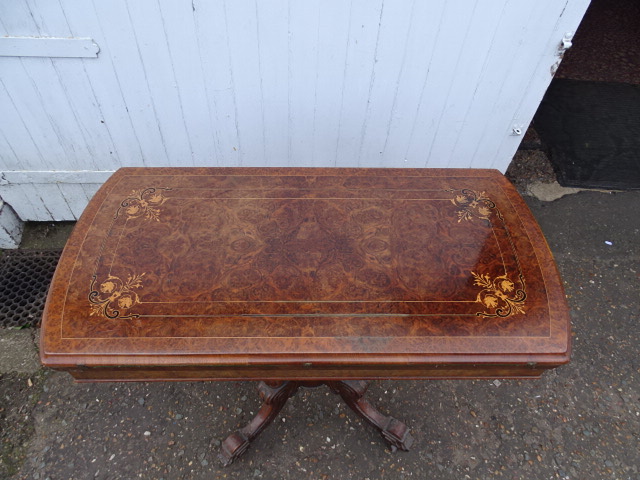 Fold out card/games table with ornate inlaid marquetry work to top H75cm Top 50cm x 101cm approx - Bild 3 aus 6