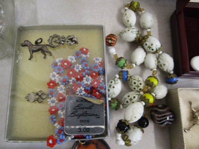 Costume jewellery inc Australian Opal earrings, quartz pendants etc etc - Image 13 of 26