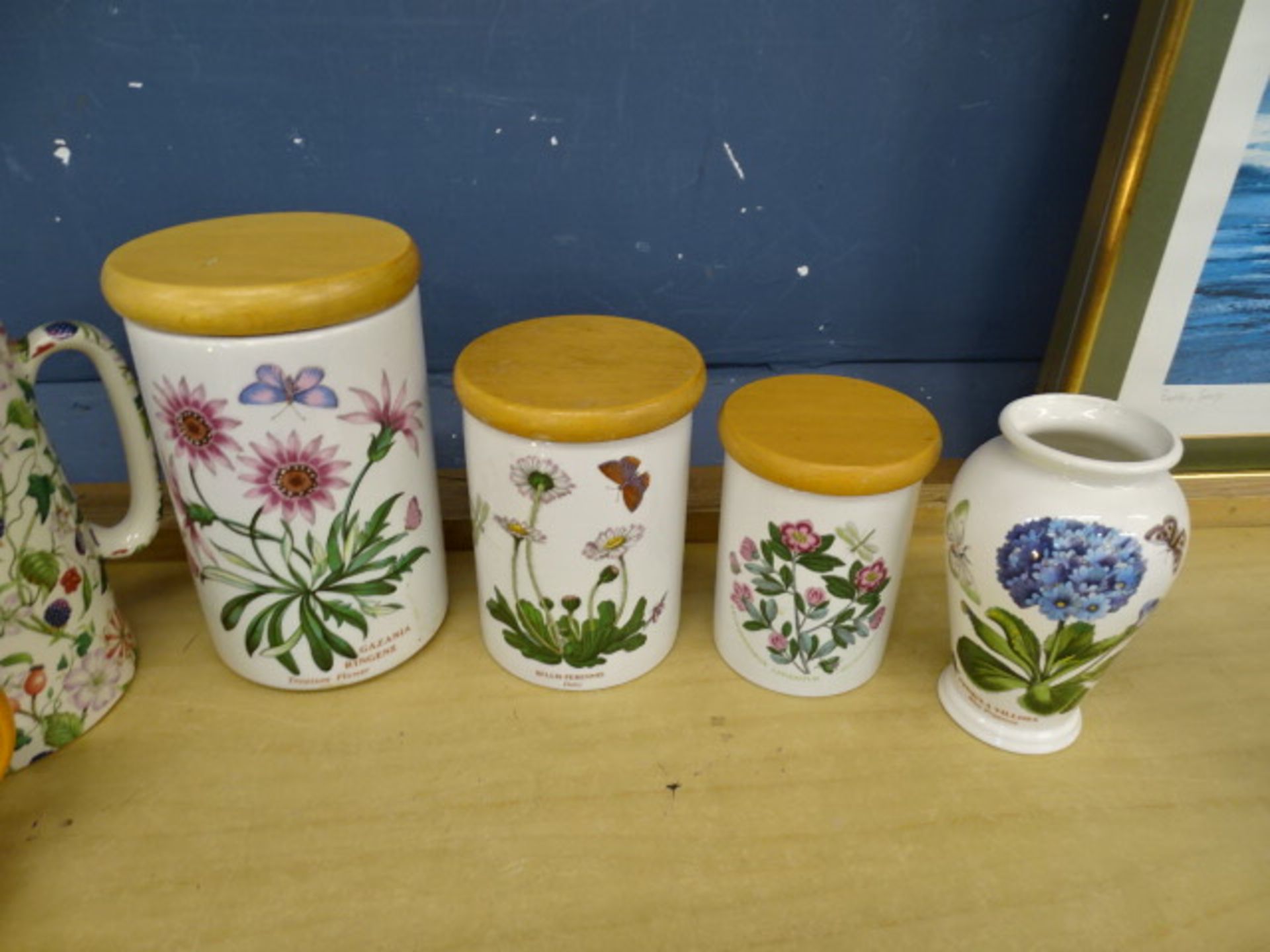 Portmeirion storage jars, vase and pottery to include Holkham Pottery etc - Image 4 of 5