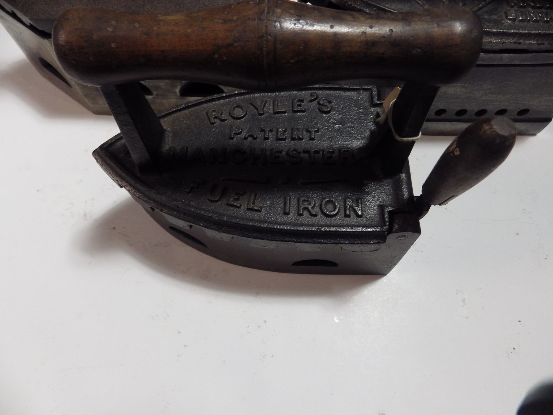 3 Charcoal box irons to incl Royles Patent Manchester fuel iron, Dalli made in germany etc - Image 3 of 4