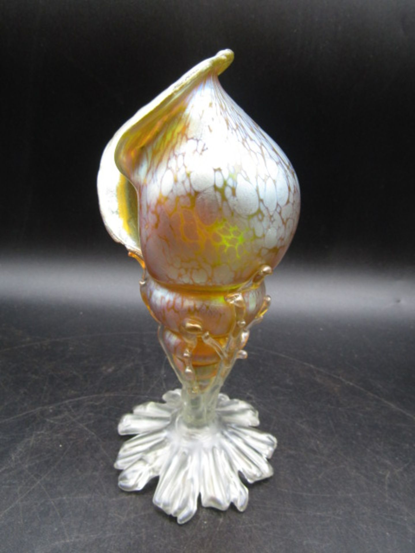 Loetz - An early 20th Century glass vase formed as a conch shell in the Creta Papillon pattern - Image 2 of 5