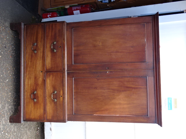 Mahogany linen press/cupboard with brass handles (needs some restoration, beading missing around