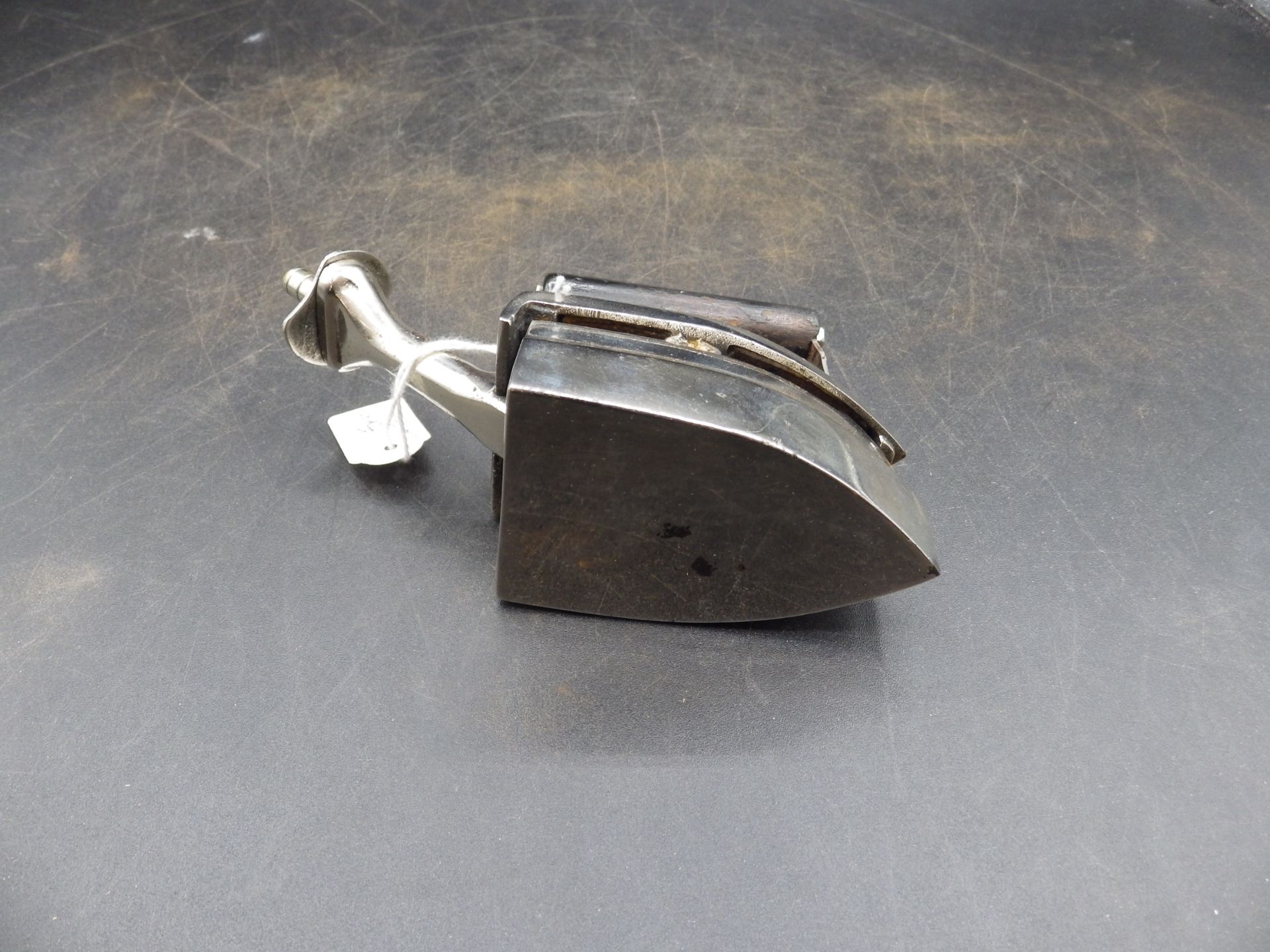 Small chrome? Salters gas iron with air regulator , base 8cm - Image 4 of 5