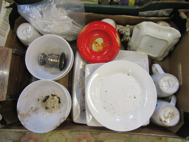 A stillage of china, glass and sundries stillage not included- all items must be removed. - Image 2 of 18