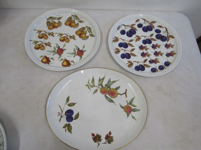Royal Worcester test plates 35cmD and Evesham platter 39x30cm