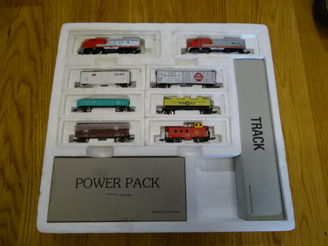 Bachmann 'Long Hauler' electric train set in box - Image 2 of 4